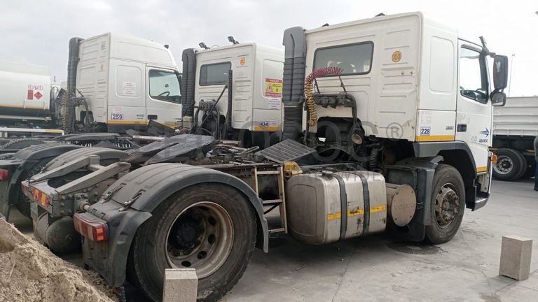 Camião Volvo FM12.380