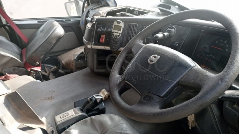 Camião Volvo FM12