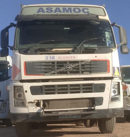 Camião Volvo FH12