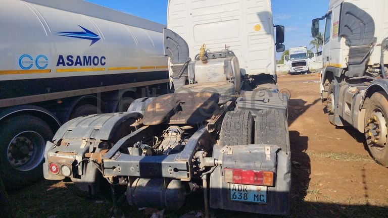 Camião Volvo FM 12 440 CV