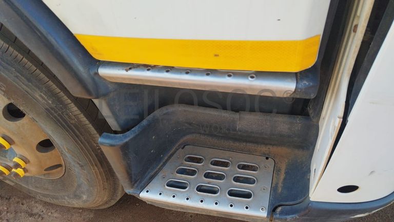 Camião Volvo FM 12 440 CV