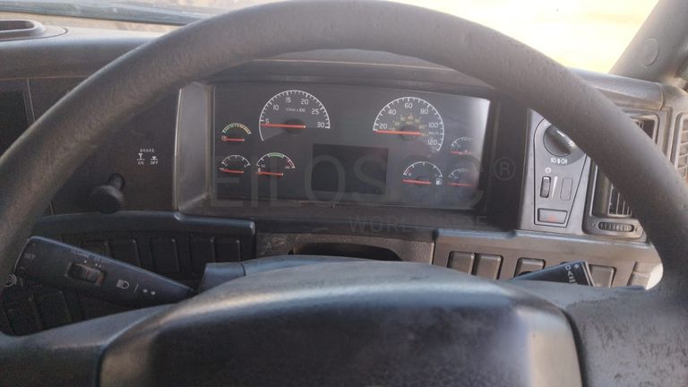 Camião Volvo FM 12 440 CV