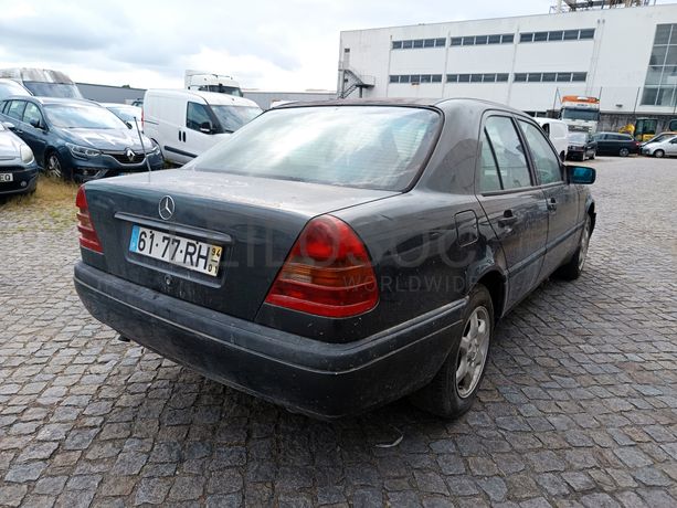 Mercedes-Benz C220 D · Ano 1994