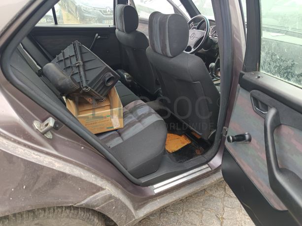 Mercedes-Benz C220 D · Ano 1994