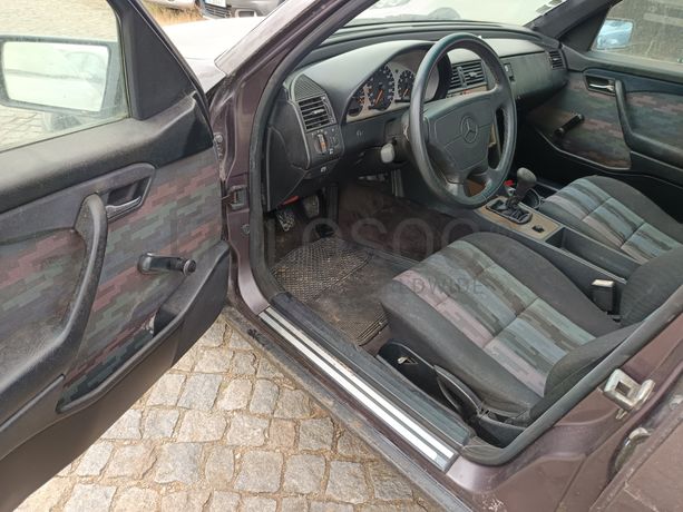 Mercedes-Benz C220 D · Ano 1994