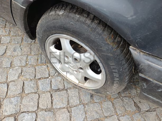 Mercedes-Benz C220 D · Ano 1994