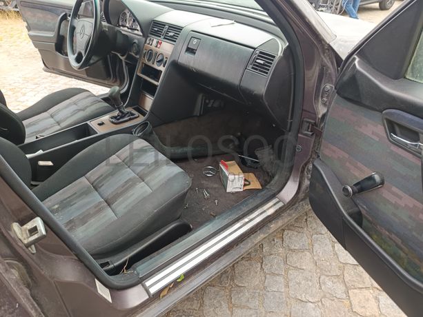 Mercedes-Benz C220 D · Ano 1994