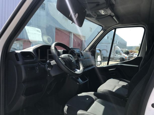 Renault Master · Ano 2021