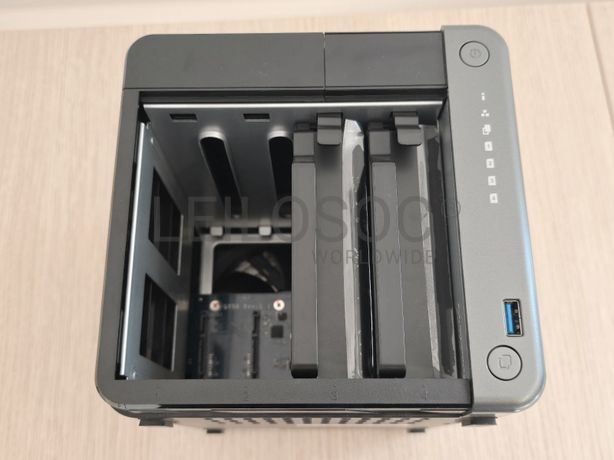 NAS QNAP TS-453D
