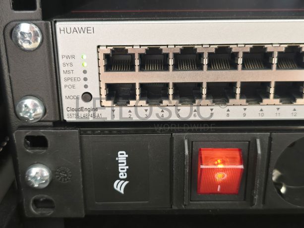 Armário Rack