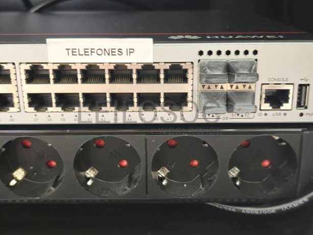 Armário Rack