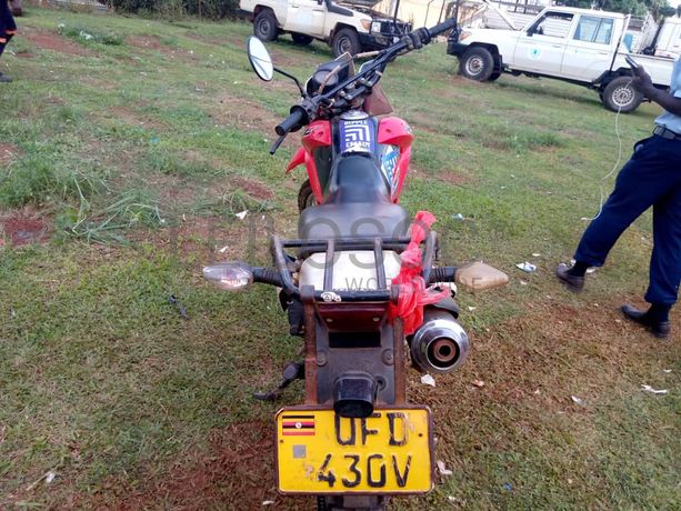 Motorcycle - Honda  XL125