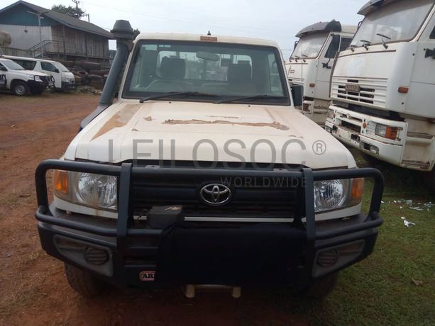 Toyota Landcruiser Hard Top HZJ76-DKMRS 2018