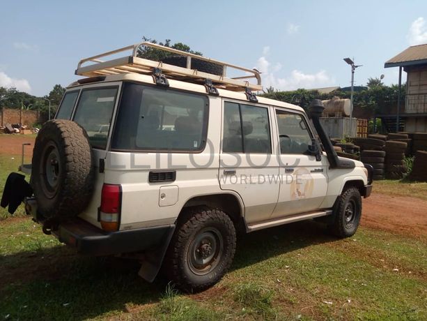Toyota Landcruiser Hard Top HZJ76R-RKMRS 2018