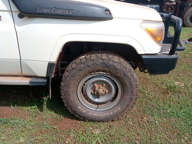 Toyota Landcruiser Hard Top HZJ76-DKMRS 2019