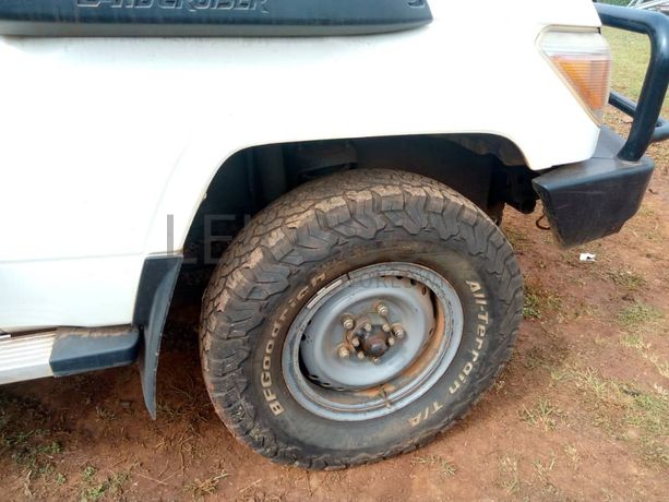 Toyota Landcruiser Hard Top HZJ76-DKMRS 2017