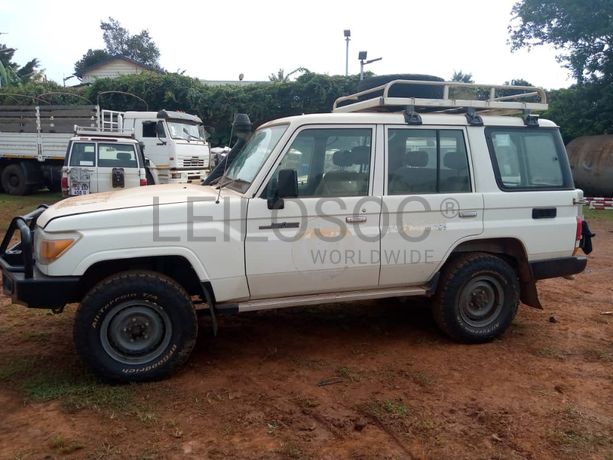 Toyota Landcruiser Hard Top HZJ76-DKMRS 2017