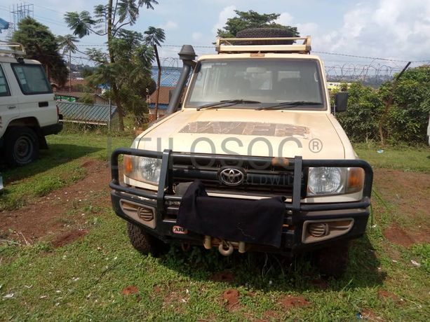 Toyota Landcruiser Hard Top HZJ76-DKMRS 2018