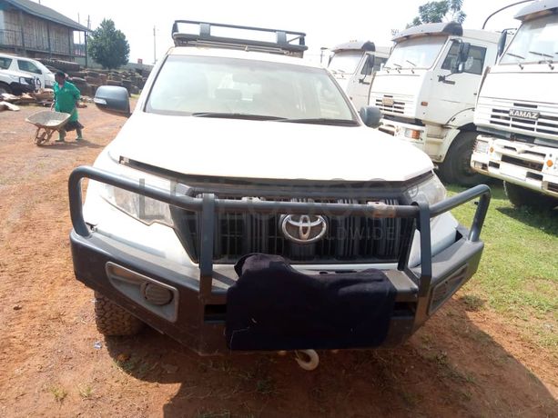 Toyota Landcruiser Prado KDJ150R-GKFEY 2017