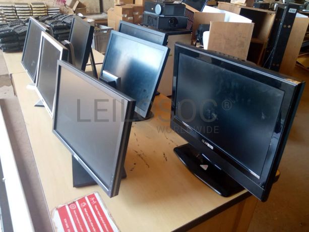 IT: Monitors, Keyboards, Projectors & Screens