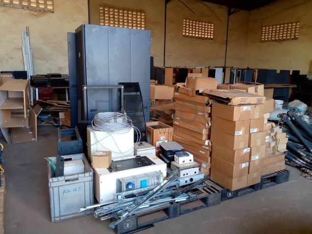 IT Infrastructure & Power: Racks, Switches, Control Boxes & Accessories