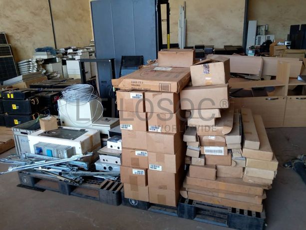 IT Infrastructure & Power: Racks, Switches, Control Boxes & Accessories