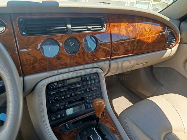 Jaguar XK8 · Ano 1999