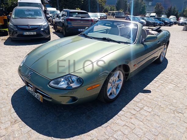 Jaguar XK8 · Ano 1999