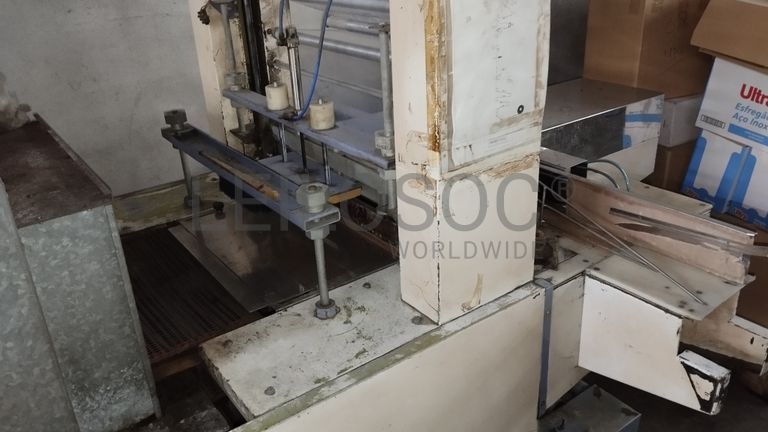 Máquina de Seringar Estojos