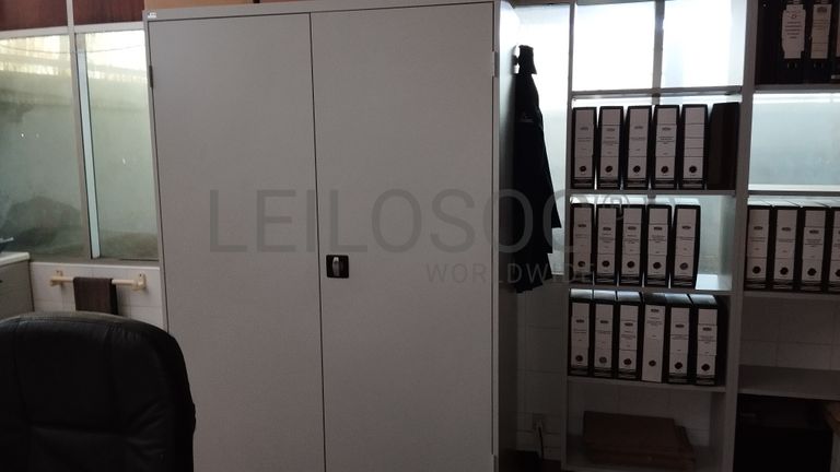 Equipamento de Apoio à Indústria · Mobiliário de Escritório