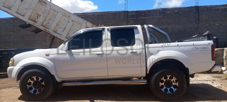 Nissan Hardbody NP 300