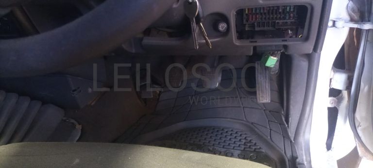 Nissan Hardbody NP 300