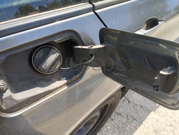 BMW 318 D · Ano 2015