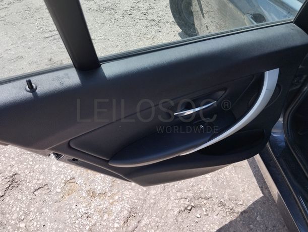 BMW 318 D · Ano 2015