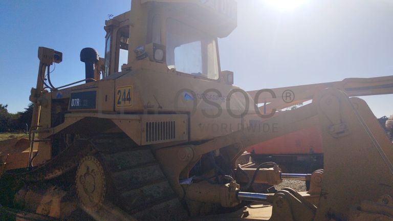 Bulldozer Caterpillar D7R