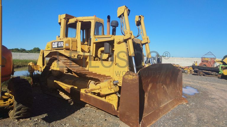 Bulldozer Caterpillar D7R