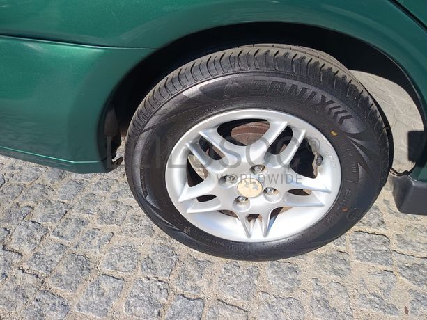 Mitsubishi Carisma · Ano 1999