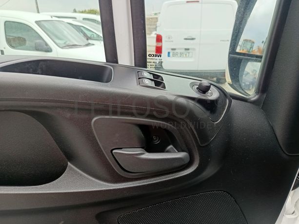 Iveco 35S13 · Ano 2016 · Caixa de Frio
