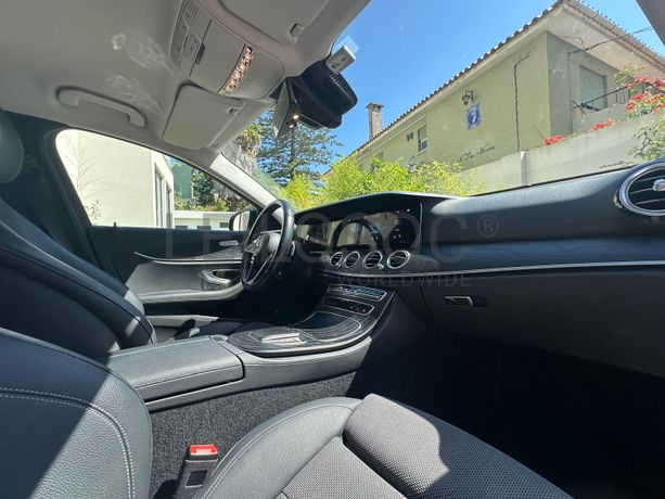 Mercedes-Benz E300 de · Ano 2020