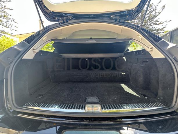 Mercedes-Benz E300 de · Ano 2020