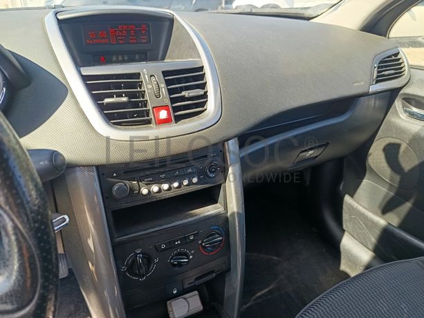 Peugeot 207 · Ano 2007