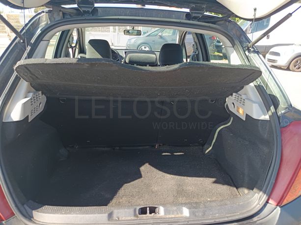 Peugeot 207 · Ano 2007