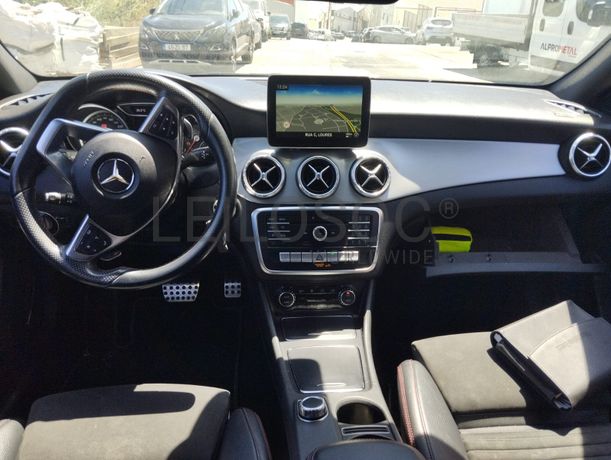 Mercedes-Benz CLA 220CDI · Ano 2017