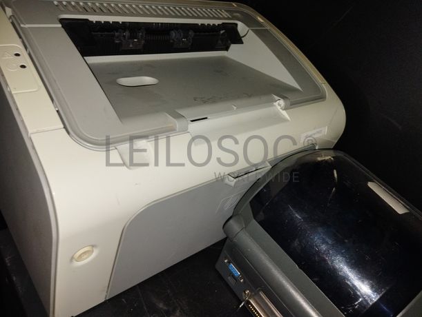 Mobiliário · Equipamentos · Tecnologia
