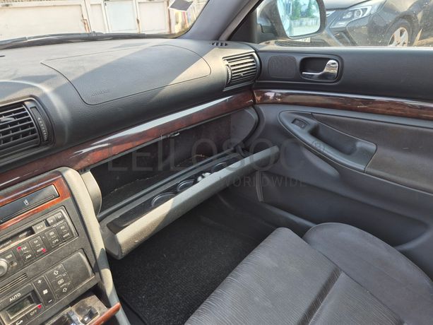 Audi A4 · Ano 2000