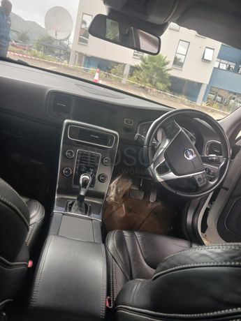 VOLVO S60 T3