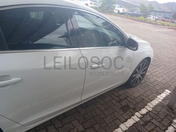 VOLVO S60 T3