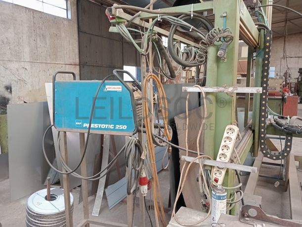 Aparelho de soldar · Banco de soldadura · Máquina de abrir virolas