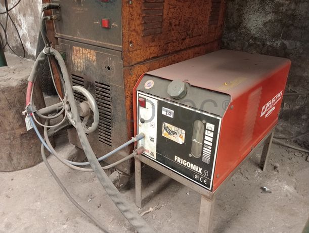 Prensa hidráulica · Aparelho de soldar