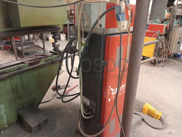 Máquina de soldar · Serrote de disco